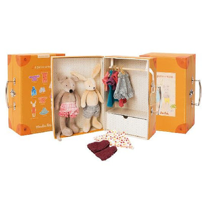 Moulin Roty - Grande Famille Petit garde-robe dans une mallette