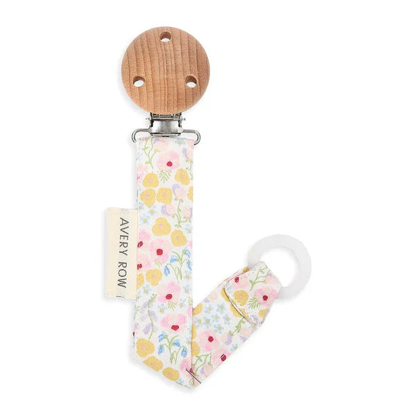 Avery Row - Attache-suce