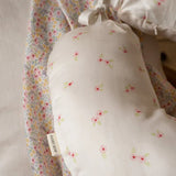 Avery Row - Coussin d'allaitement - Anémone