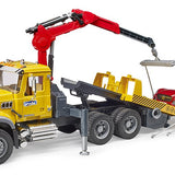 Bruder -  Remorqueur MACK Granite avec Roadster