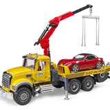 Bruder -  Remorqueur MACK Granite avec Roadster